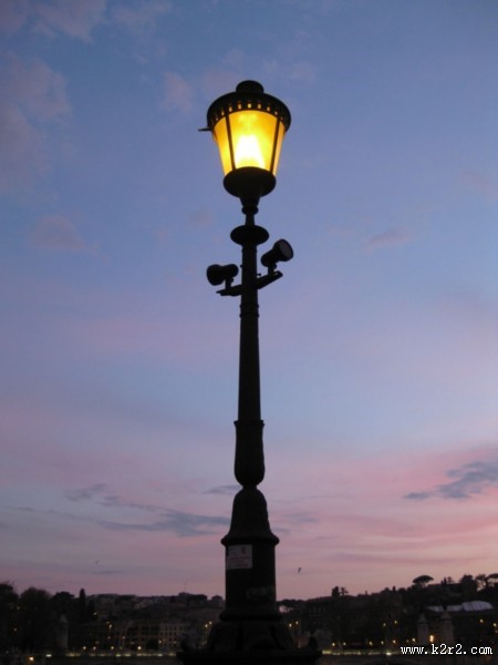 照明了的路灯图片大全