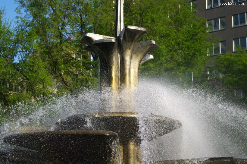 日本札幌大通公园的喷泉图片