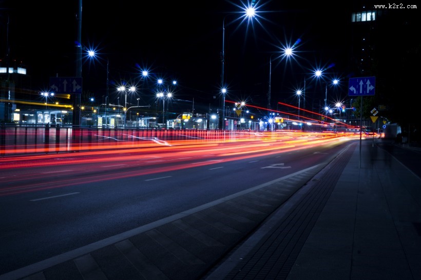 照明了的路灯图片