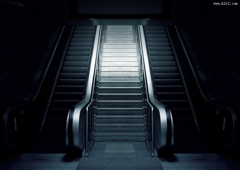 便捷的自动扶梯图片