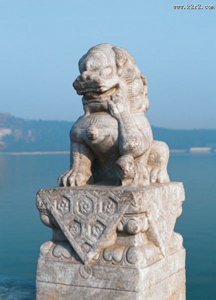 可爱的小石狮图片