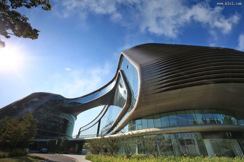 上海凌空SOHO建筑图片