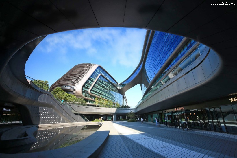 上海凌空SOHO建筑图片