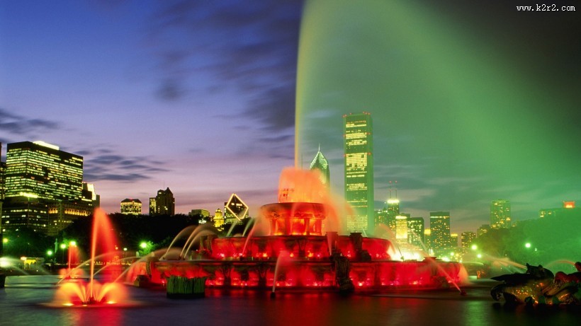 美丽的街景喷泉图片