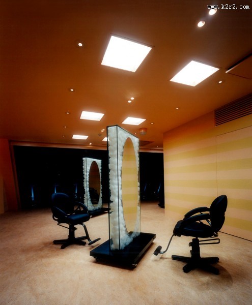 TRUTH-深田恭通作品图片