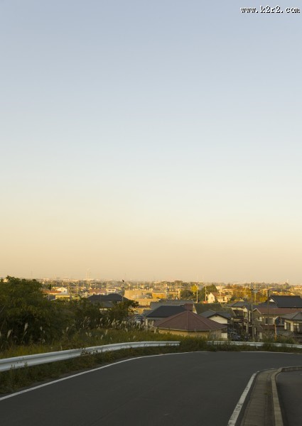 夕阳的城镇图片