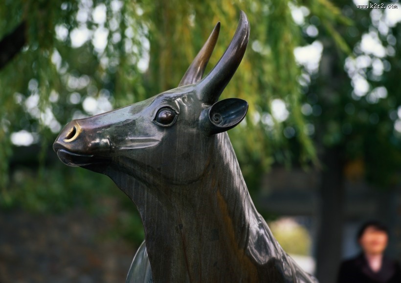 青铜器浮雕图片