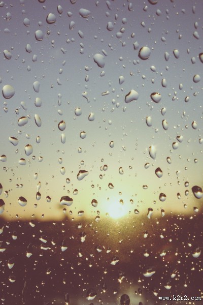 带有水珠的窗户图片大全