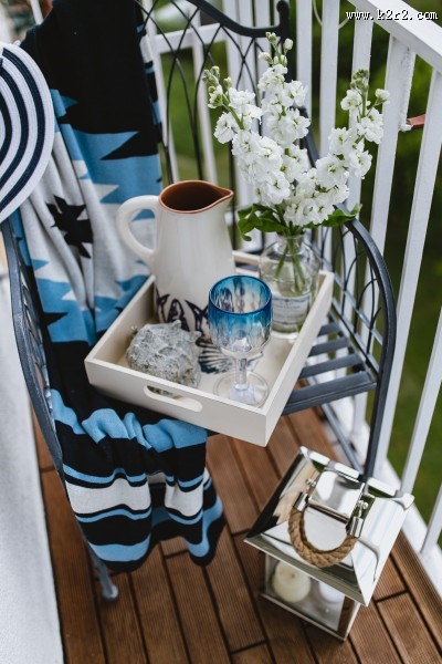 地中海风格的阳台装饰图片