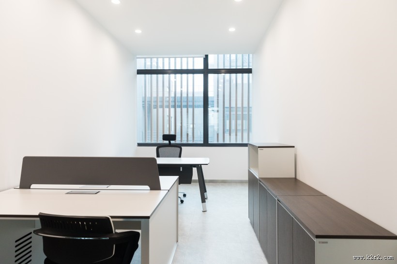 简洁干净办公室图片