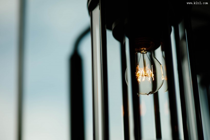 点亮了的灯图片