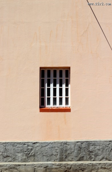 外形各异的窗户图片