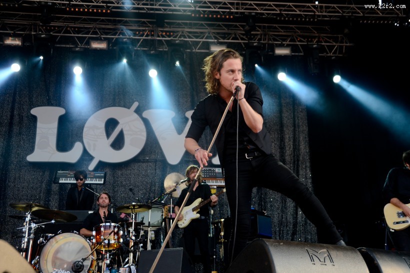 有灯光的舞台图片