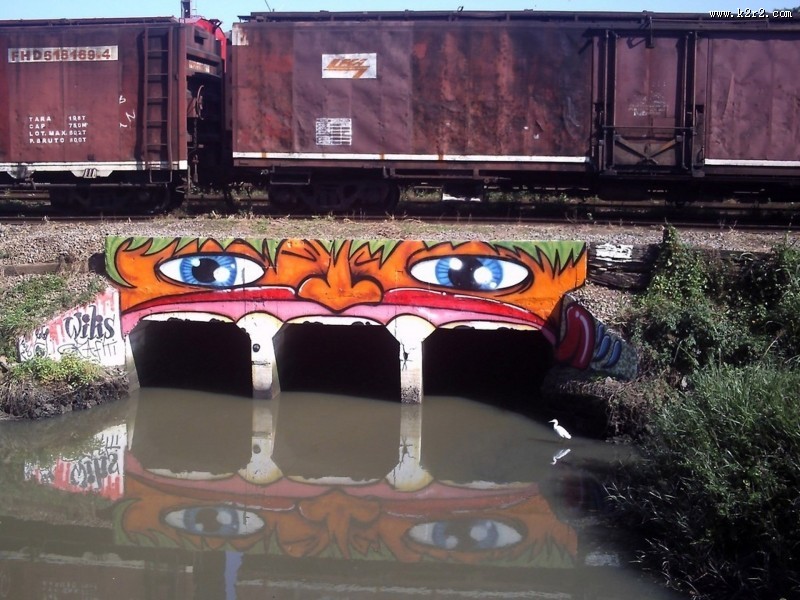 胡乱涂鸦的墙面图片大全