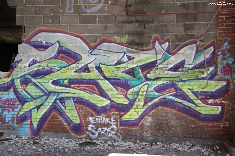 胡乱涂鸦的墙面图片大全