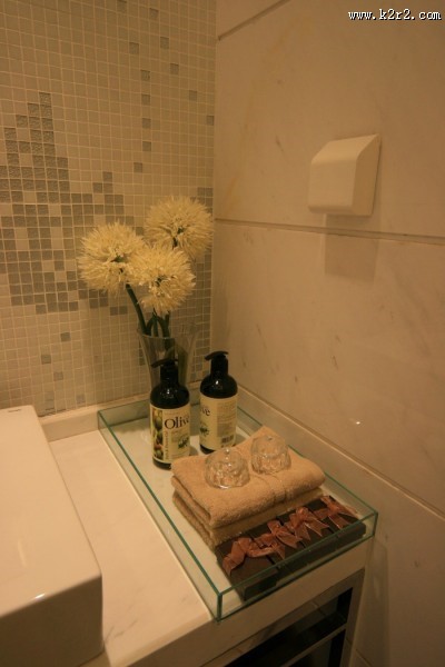 中海景晖华庭卫生间图片