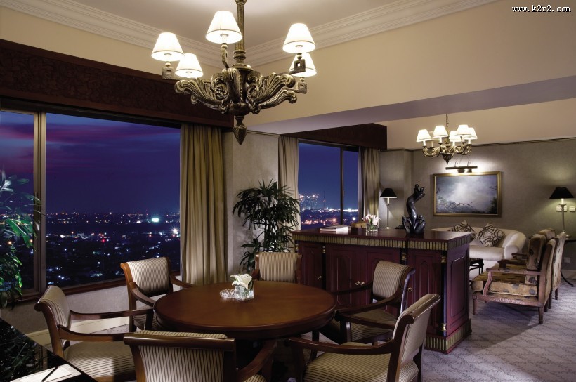 印尼泗水香格里拉大酒店客房图片