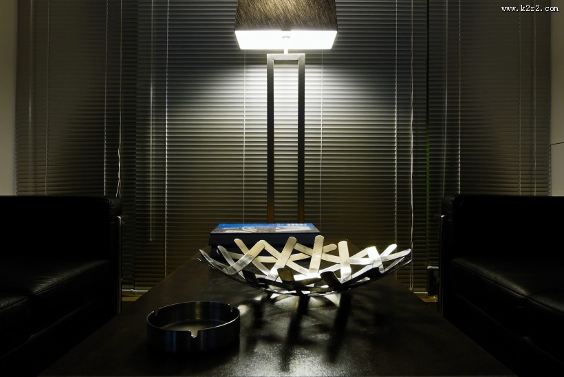 简约创意办公室装潢设计图片