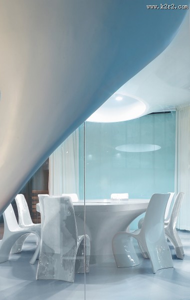 地标建筑群中的雕塑-林志宁室内设计作品图片