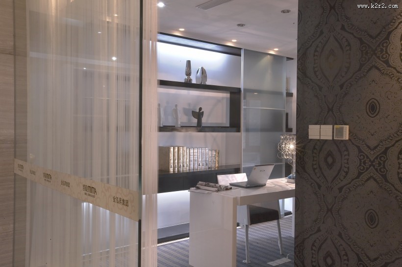 金泓凯旋城142户型室内设计图片