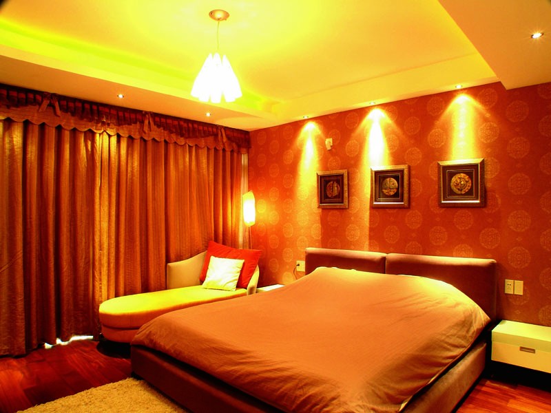 春江花园联体别墅样板间图片