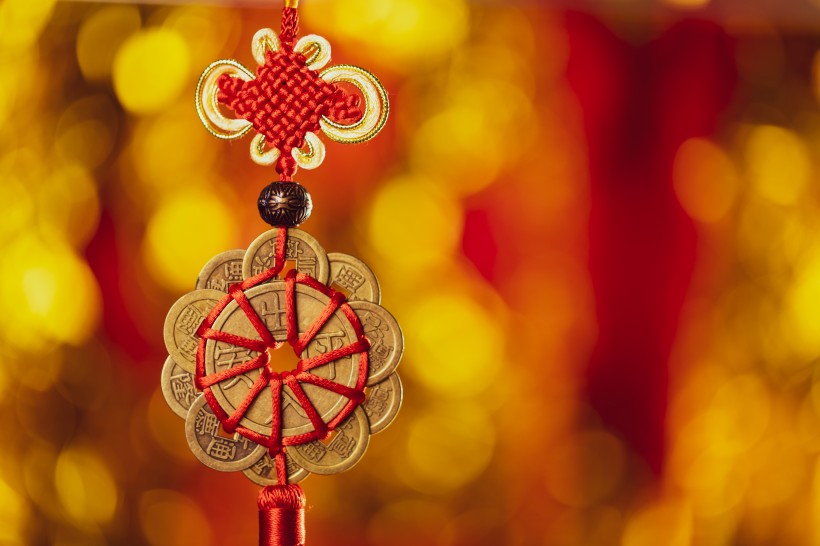 红色喜庆新年挂件图片