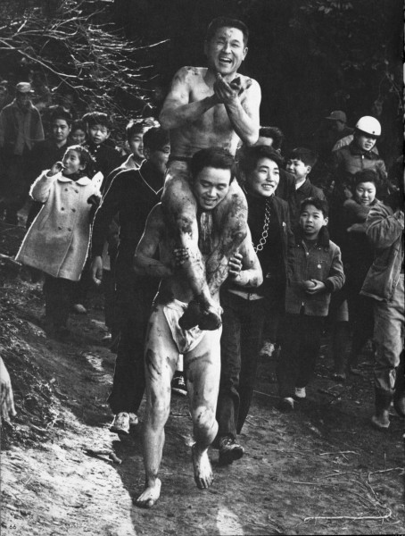 旧时日本裸体节（会阳节）图片