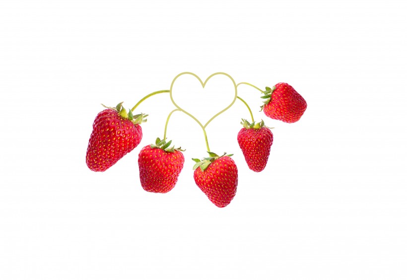 白色背景的草莓素材图片
