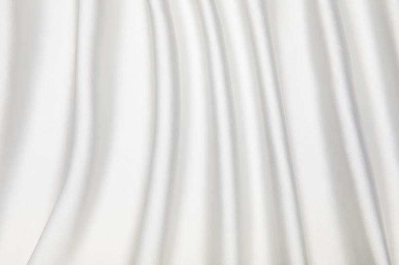 白色丝绸背景图片