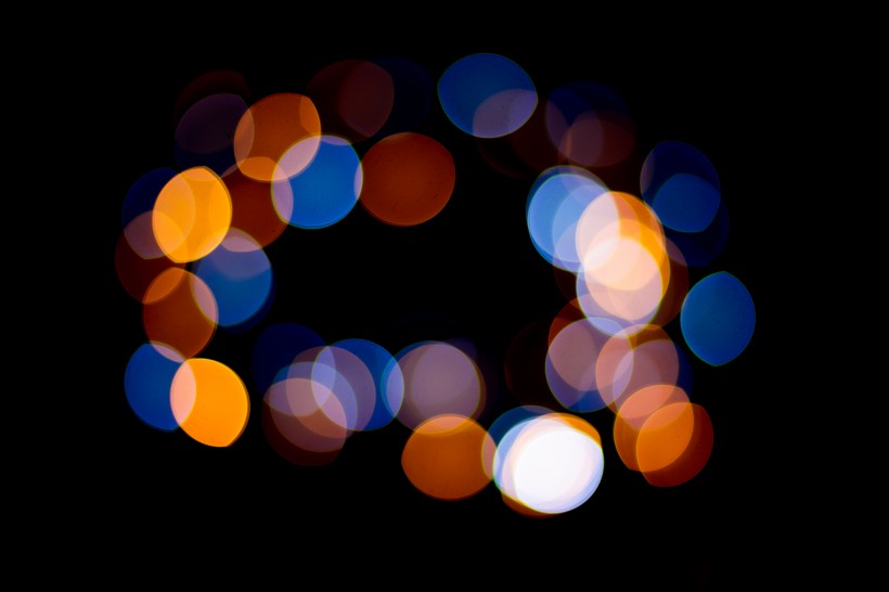 霓虹灯亮点虚化背景图片