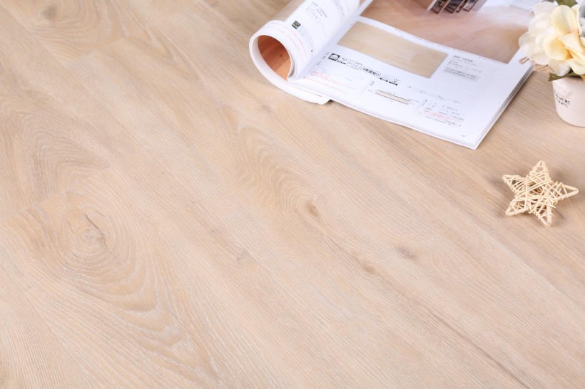 淡雅的地板背景图片