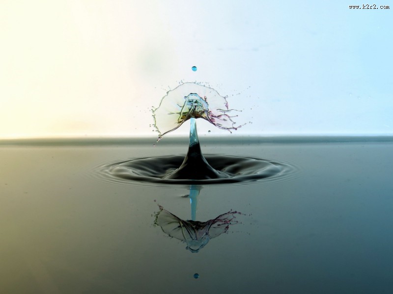 各种颜色水滴的倒影图片大全