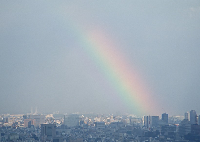 乌烟瘴气的城市图片