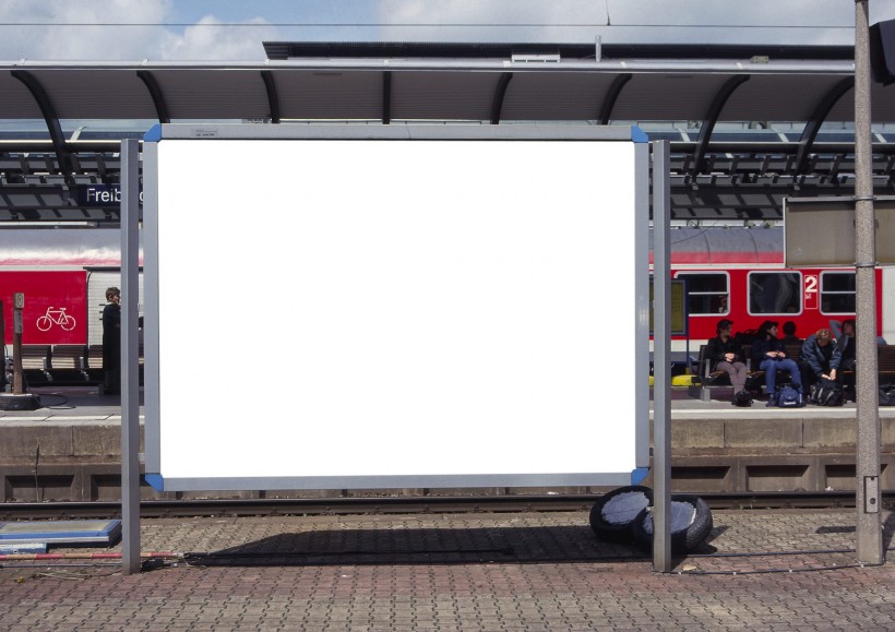户外空白广告牌图片