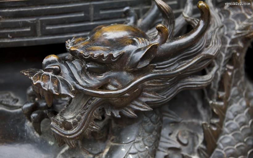 龙的雕刻艺术图片