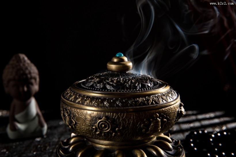 禅意十足古人焚香香炉图片