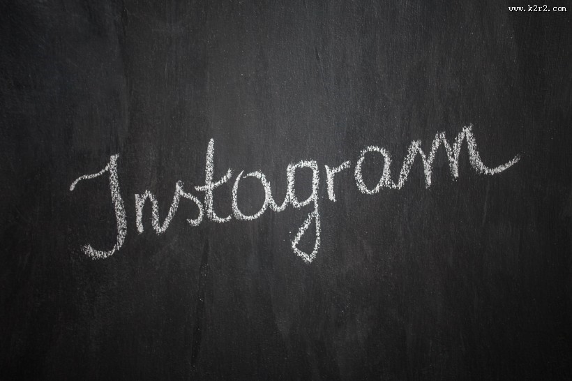 写在黑板上的粉笔字图片