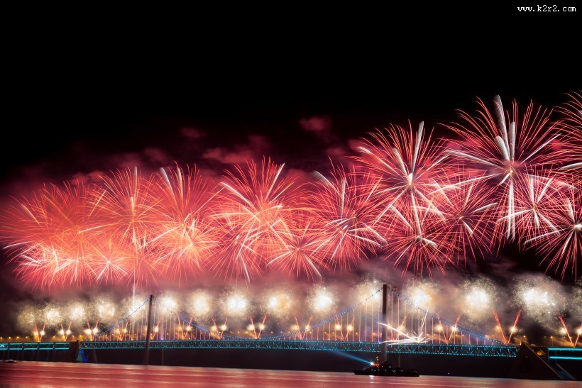 璀璨漂亮的烟花图片