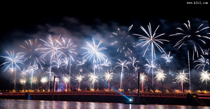 璀璨漂亮的烟花图片