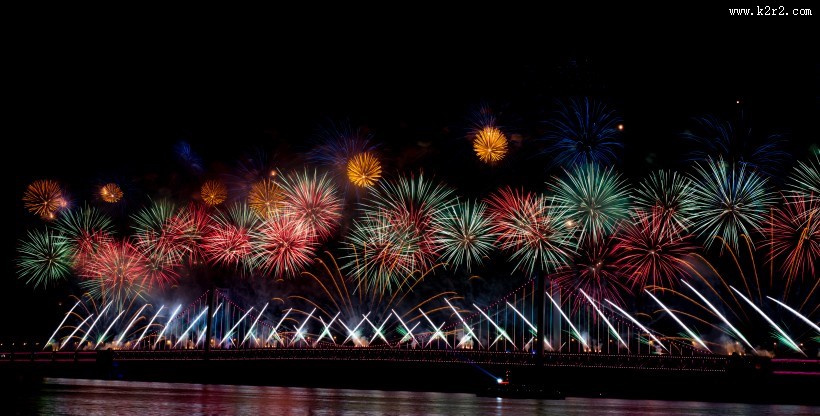 璀璨漂亮的烟花图片