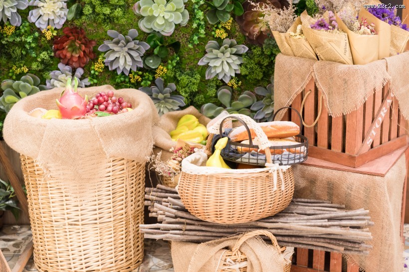 草坪婚礼布置图片