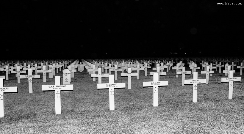 阴沉的墓地图片