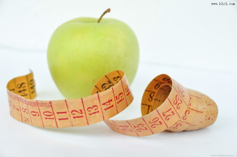 测量苹果创意图片