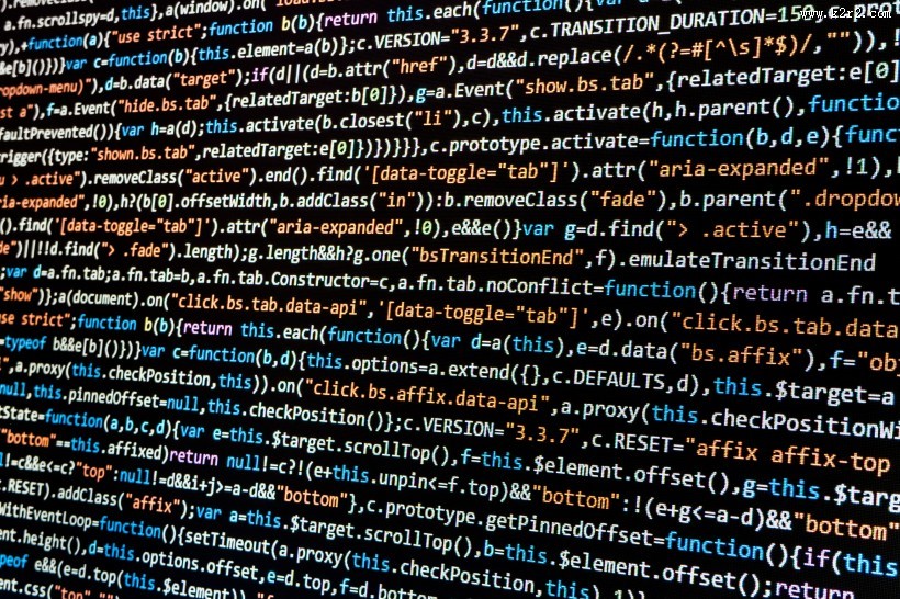 电脑显示屏上的代码图片