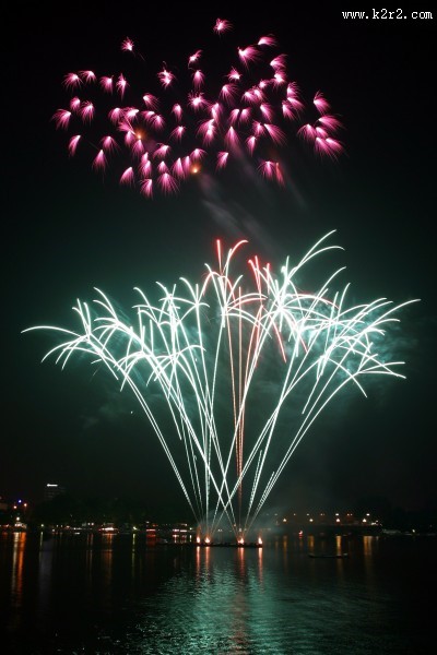 绚烂的烟花图片