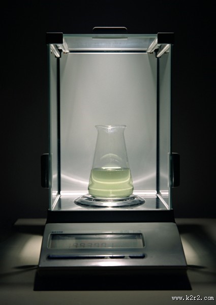 多彩的化学试剂图片