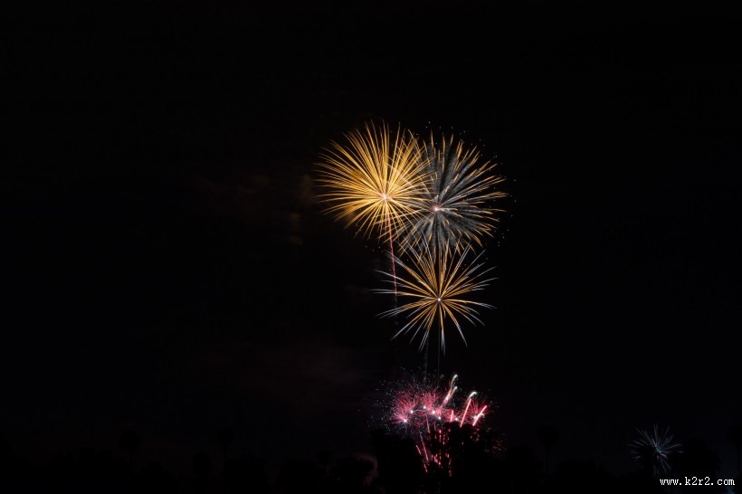 彩色烟花图片