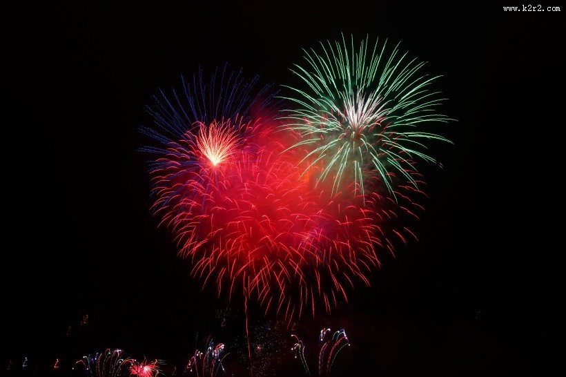 灿烂的烟花图片