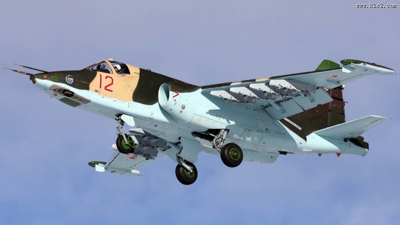 苏-25攻击机图片