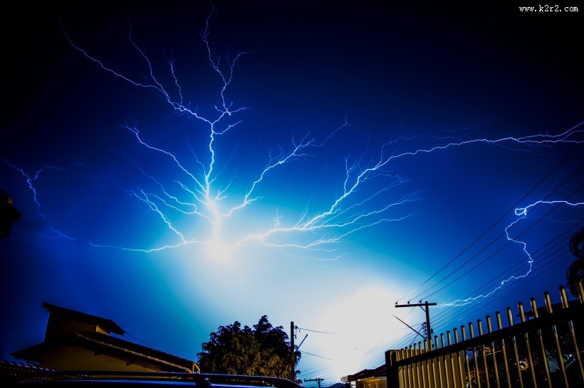 电光石火的闪电图片